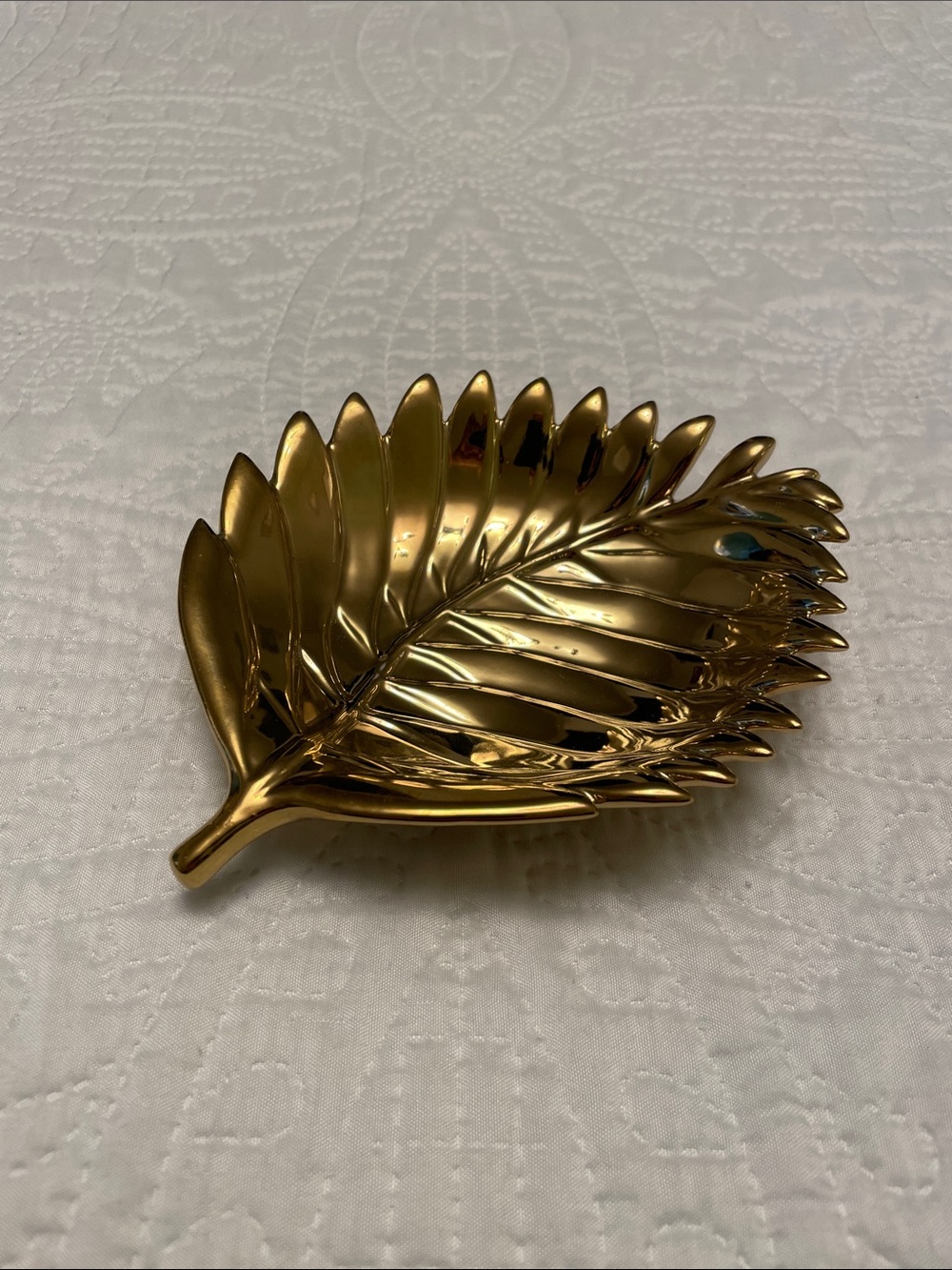 Threshold Fall Gold Tone Ceramic Leaf Shape Trinket Tray Dish Jewelry Catchall